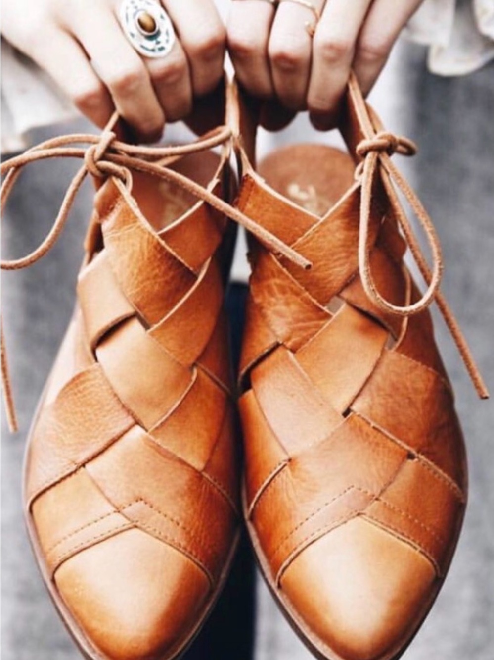 Destino Woven Flat Leather Sandal - Tan